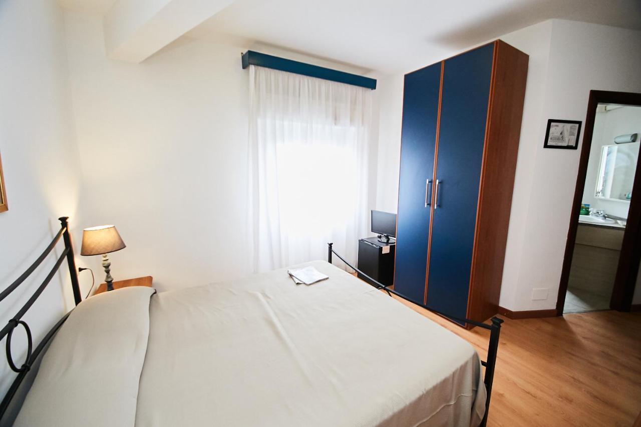 Hotel Enterprise Montalto di Castro Buitenkant foto