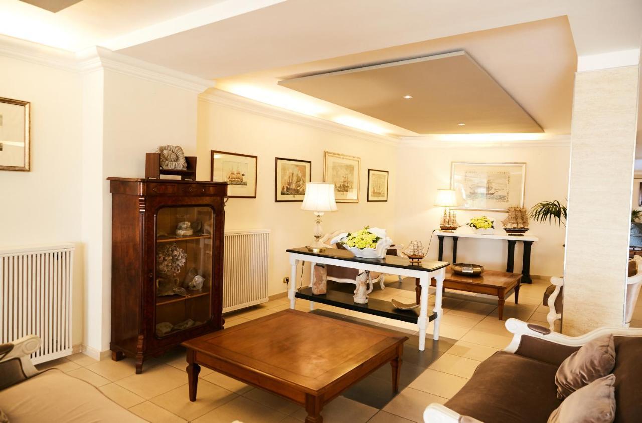 Hotel Enterprise Montalto di Castro Buitenkant foto